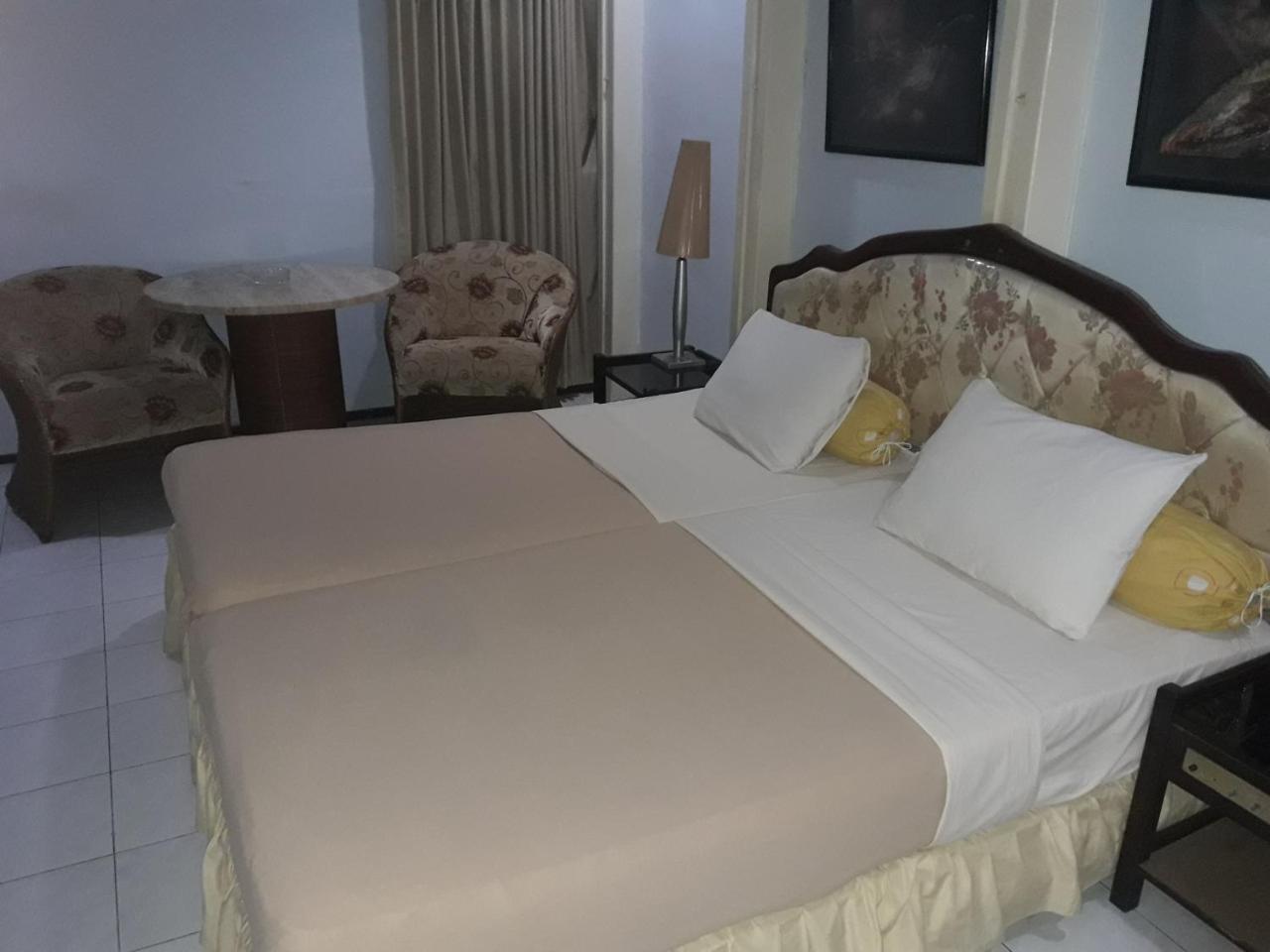 Hotel Menara Маланг Екстер'єр фото